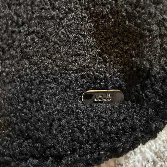 Fluffy Black Belt Bag! - Picture 5 of 5